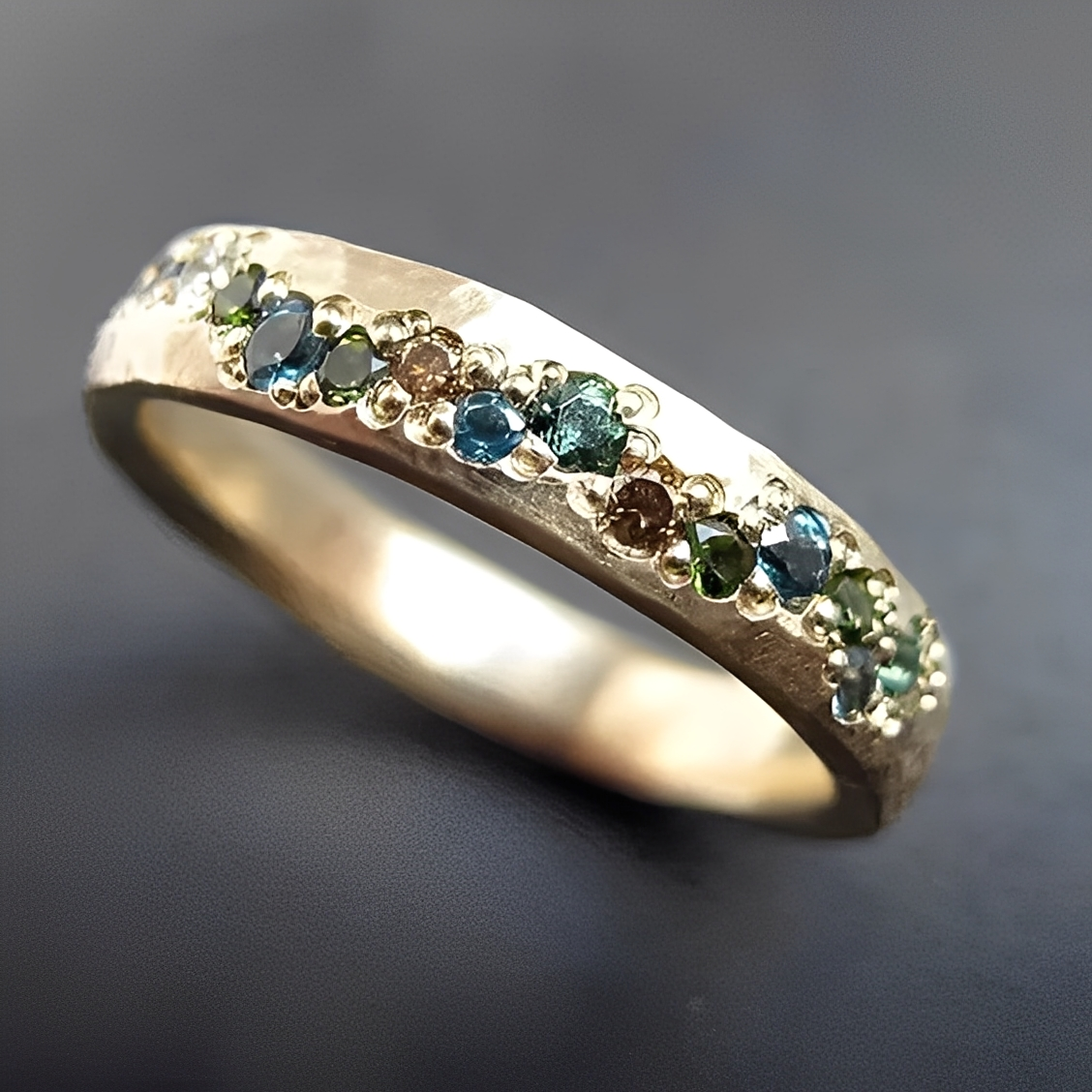 Clara - Klassischer Vintage Goldring