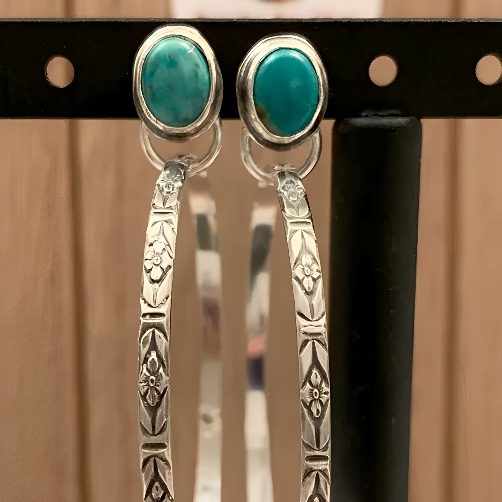 Issa – Vintage Boho-Ohrringe mit Onyx