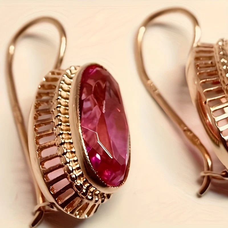 Roxane – Vintage-Ohrringe mit rotem Kristall in Roségold