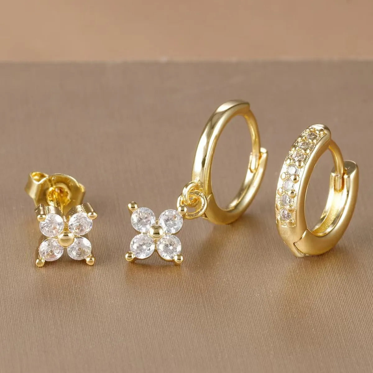 Mariana – Set aus drei Ohrringen mit Zirkonia