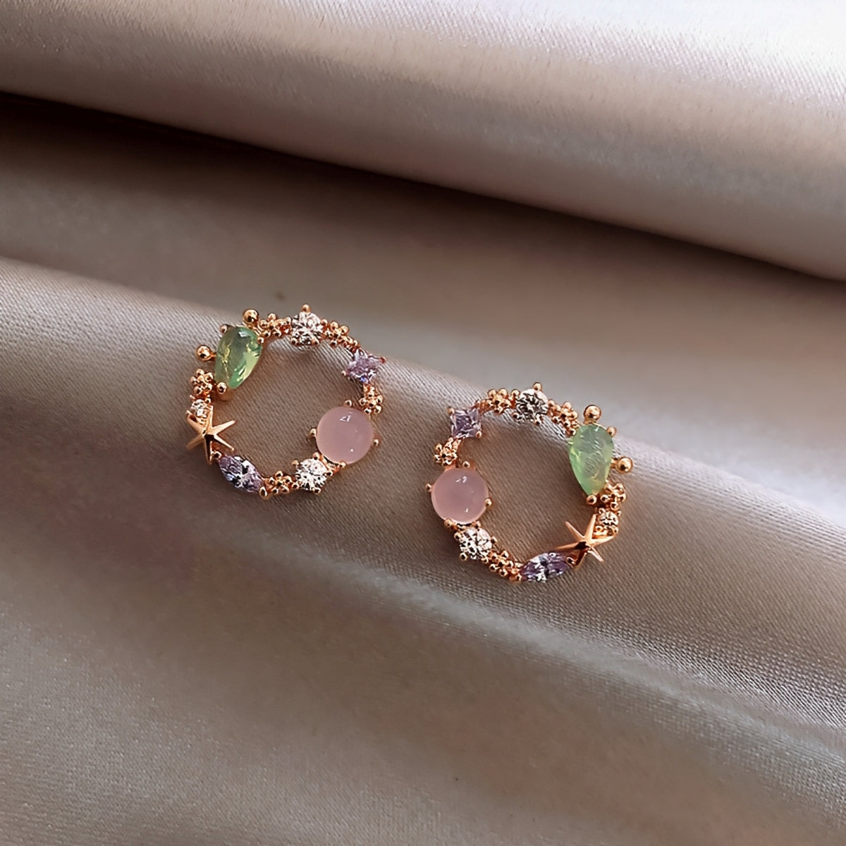Florina – Ohrringe aus Kristallblumen und Roségold