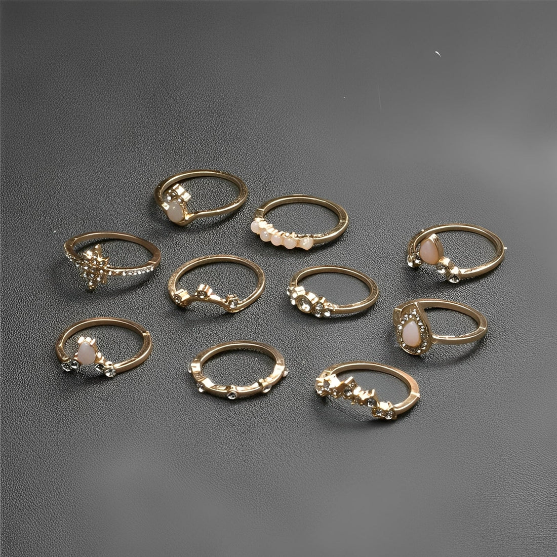Noémie – Premium Set von 8 bis 12 einzigartigen Ringen