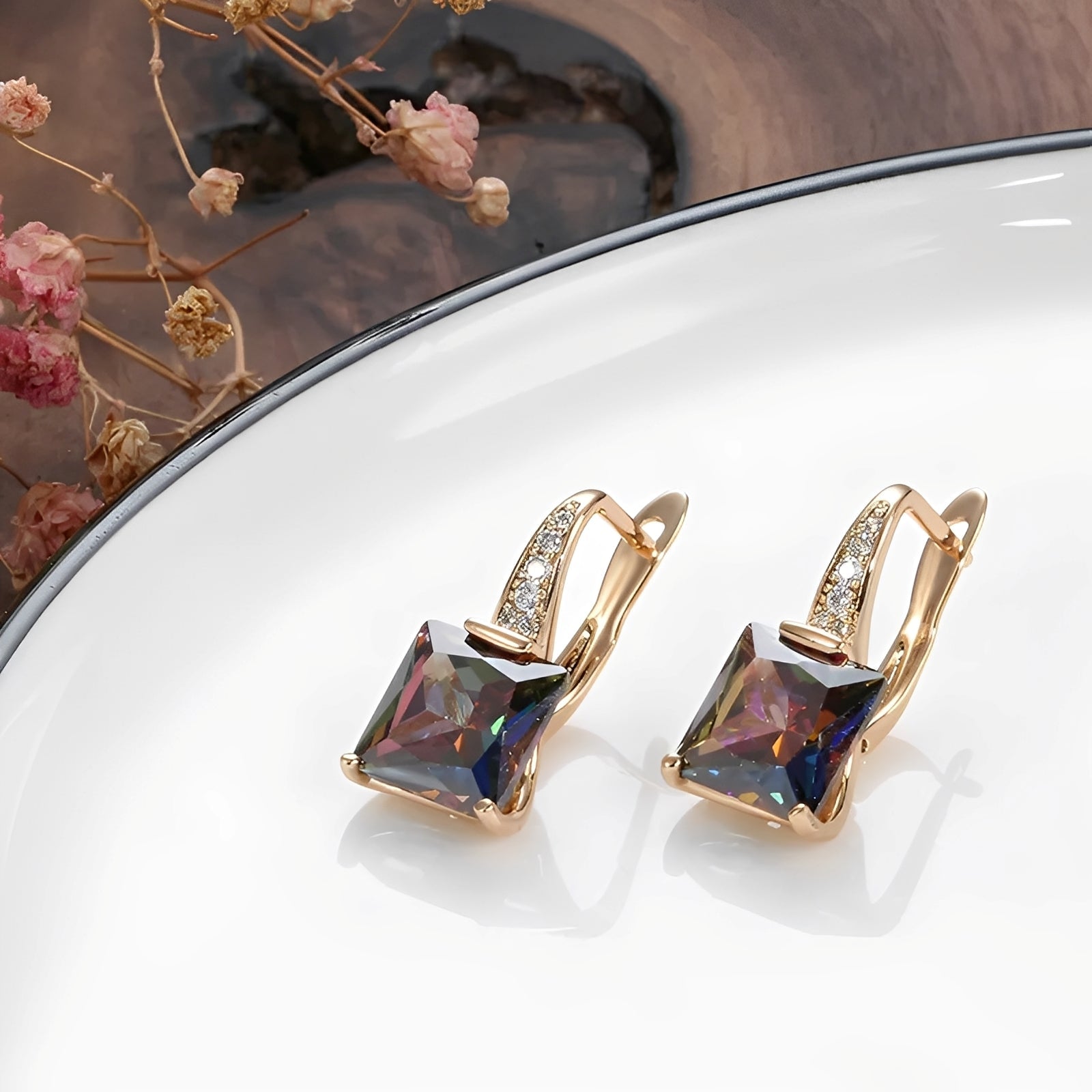 Celina – Goldcreolen mit bunten Zirkonias