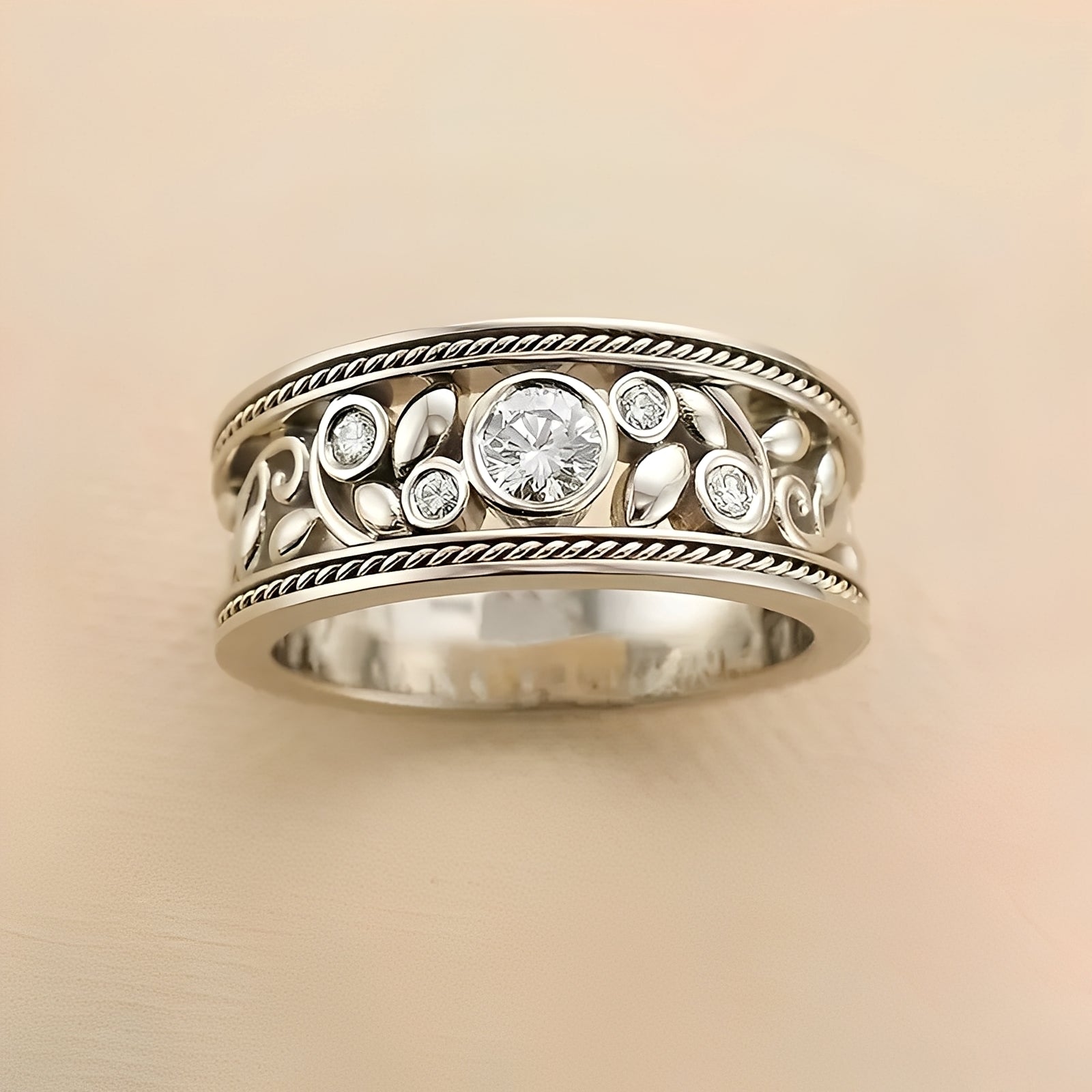 Nina – Vintage Silberring mit Zirkonia