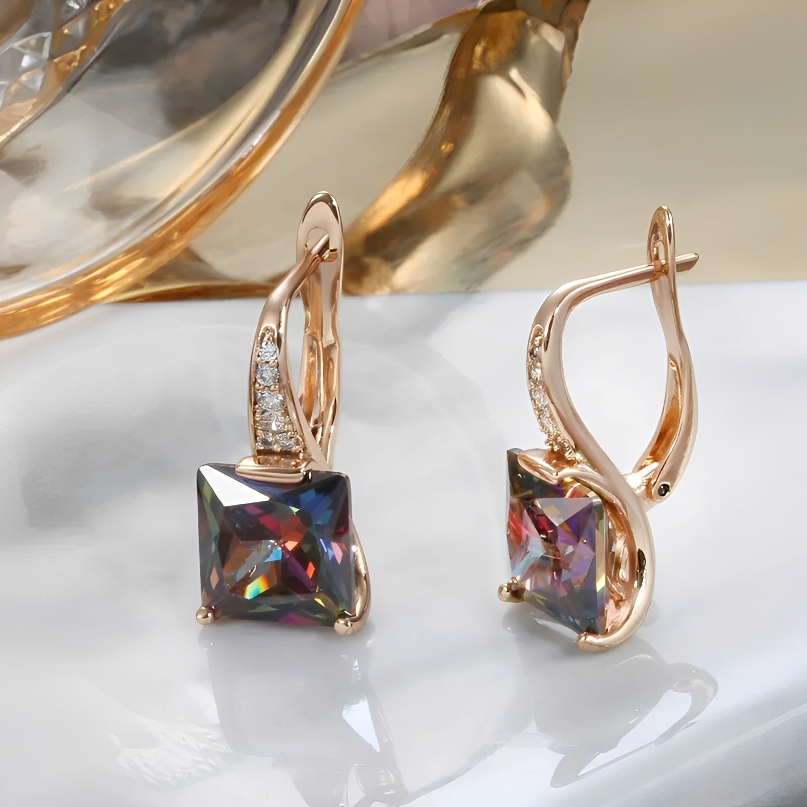 Celina – Goldcreolen mit bunten Zirkonias
