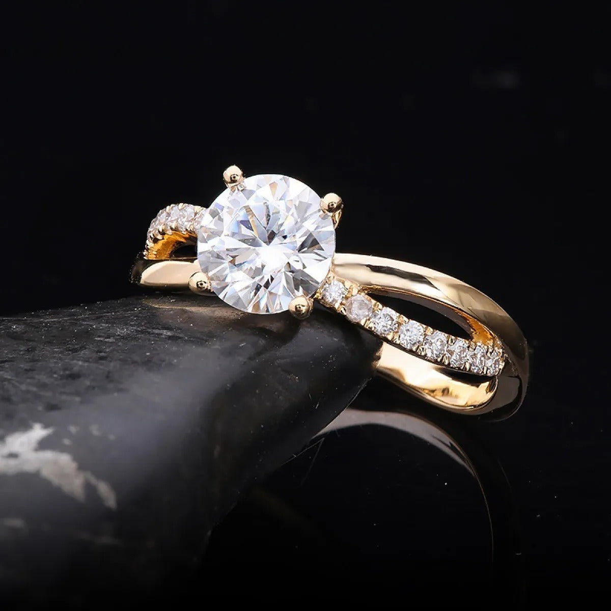 Jane – 18K Goldring