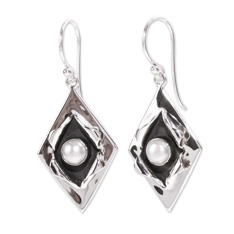 Nova – Vintage-Ohrringe aus Perlen und elegantem Silber