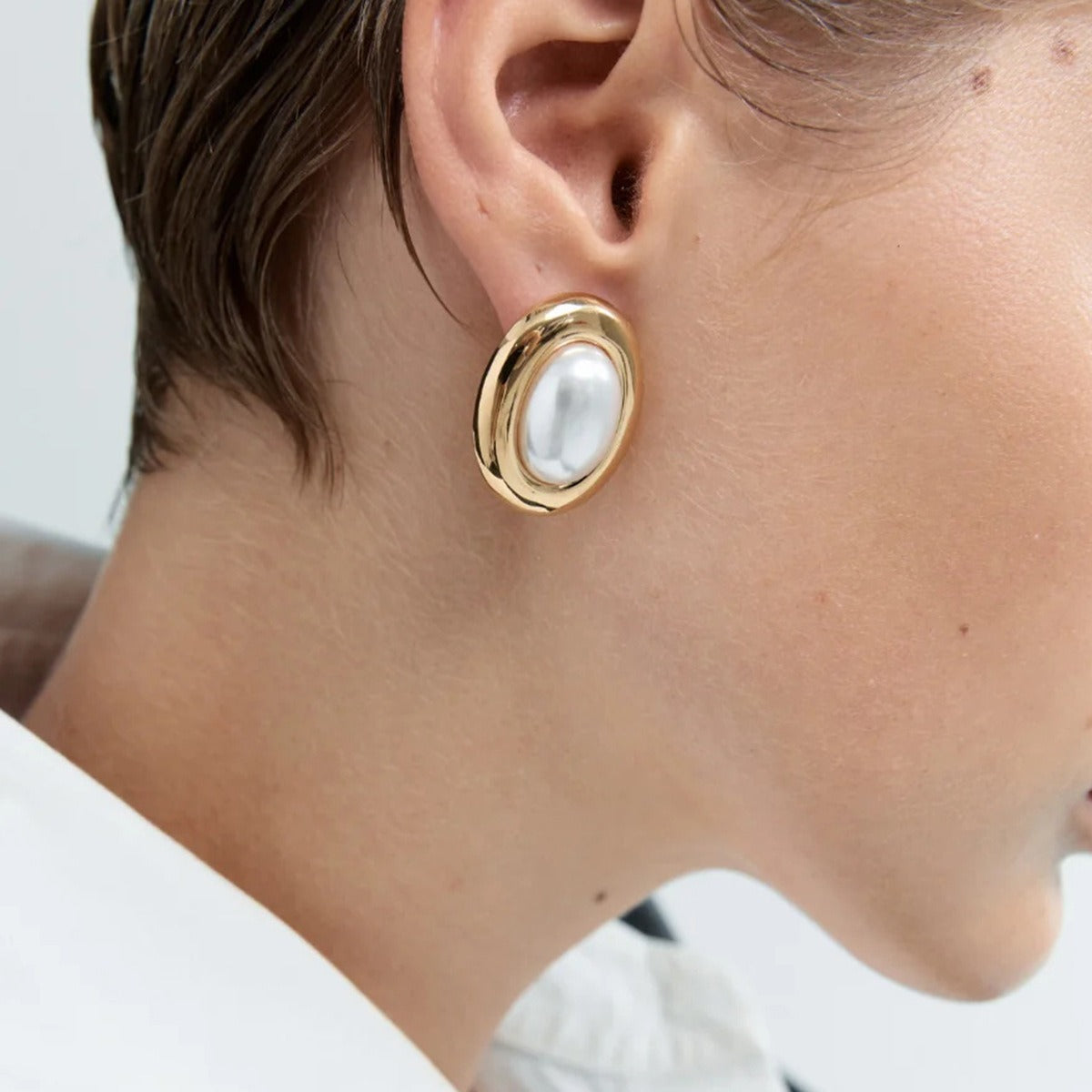 Colette – Vintage-Perlenohrringe aus Edelstahl
