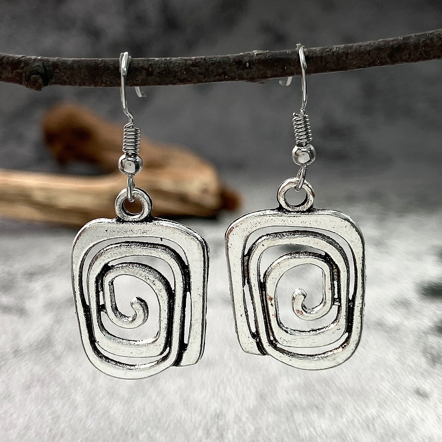 Eva – Retro-Spiralohrringe in Silber