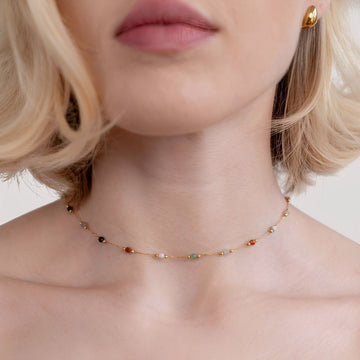 Malou – Bunte Gliederhalskette mit Perlen