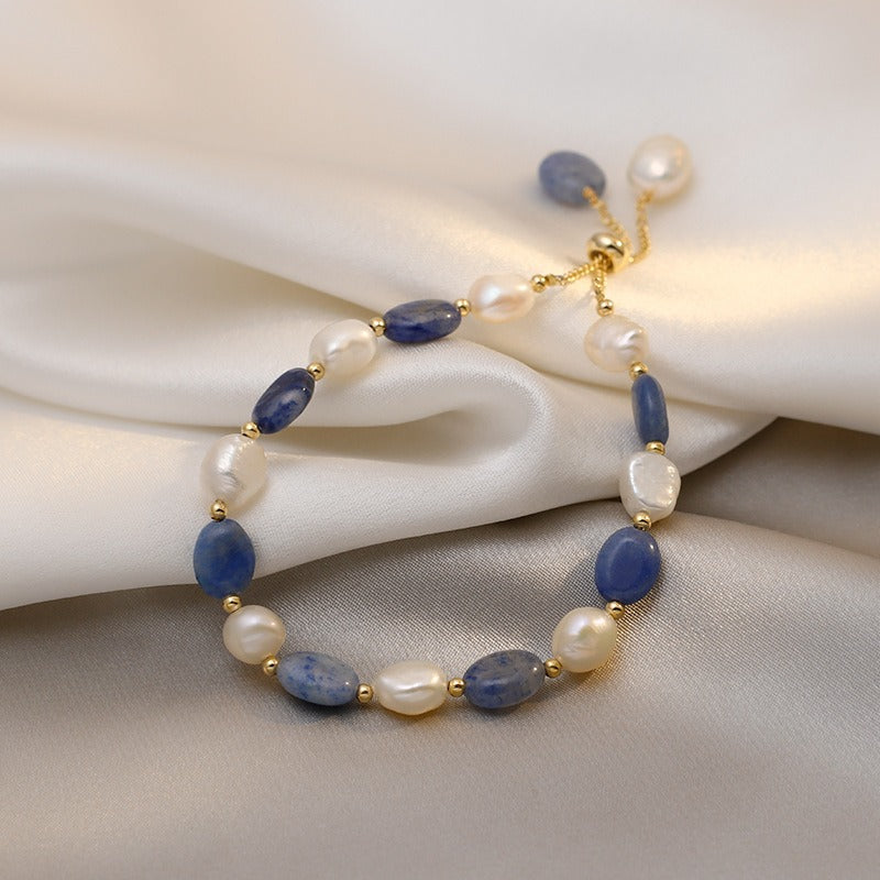 Kira – Elegantes Armband aus Ozeanperlen