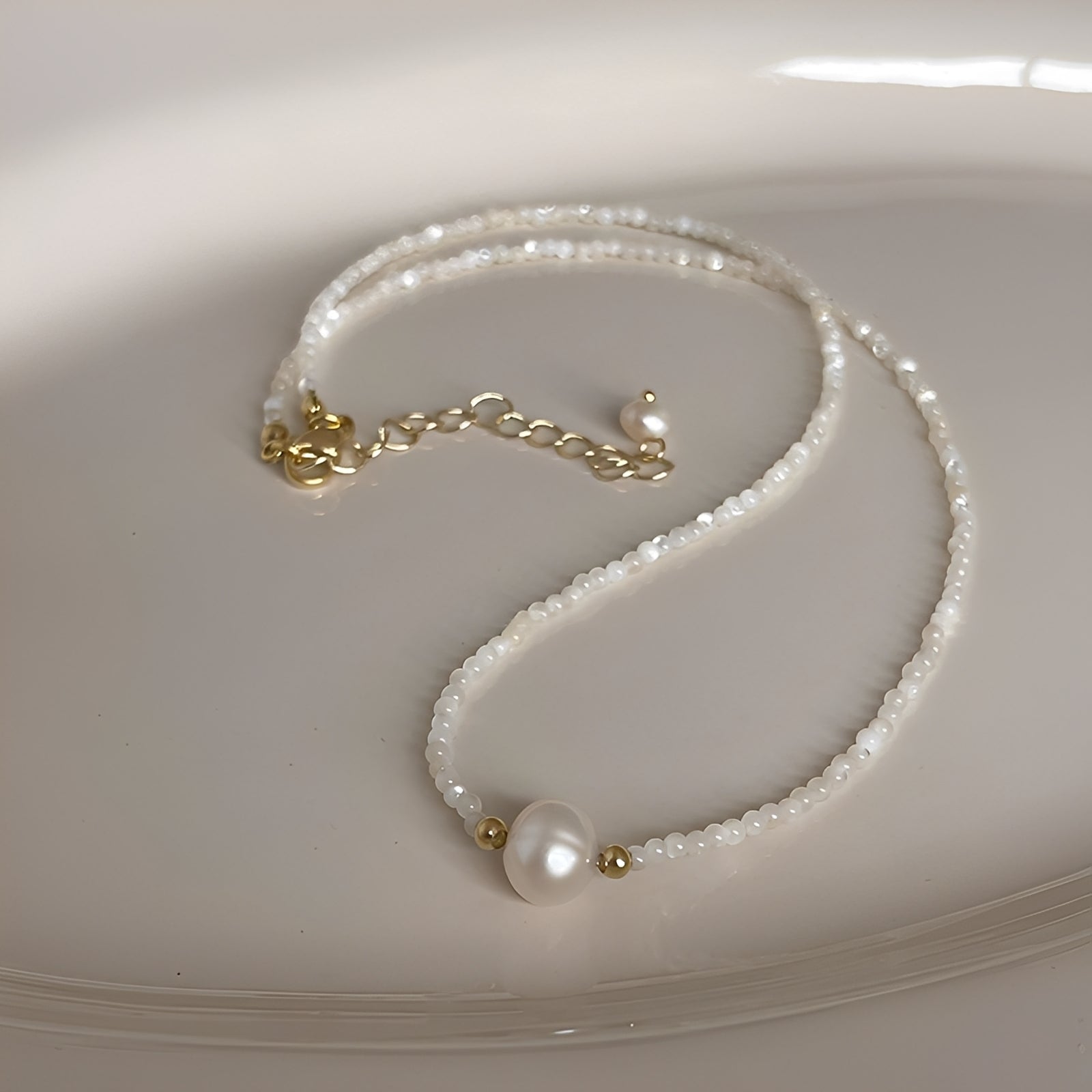 Claire – Elegante Perlenkette
