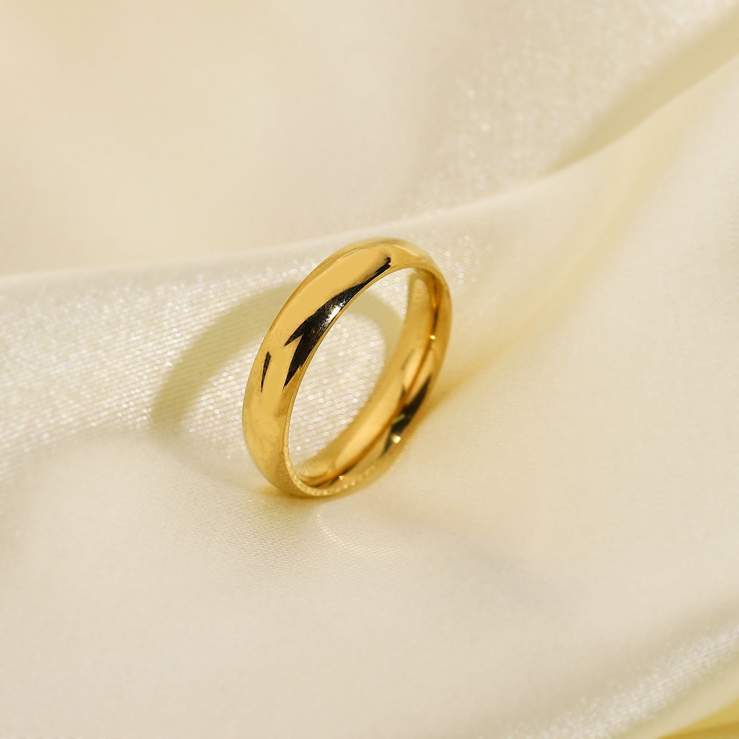 Eloane – Goldener Edelstahlring