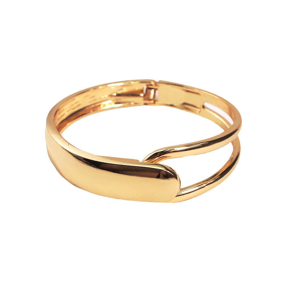 Alyssa – Elegantes goldenes Armband