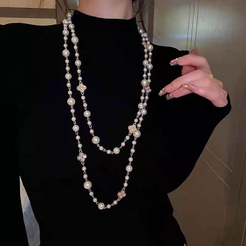 Collen – Elegante Goldhalskette mit Perle