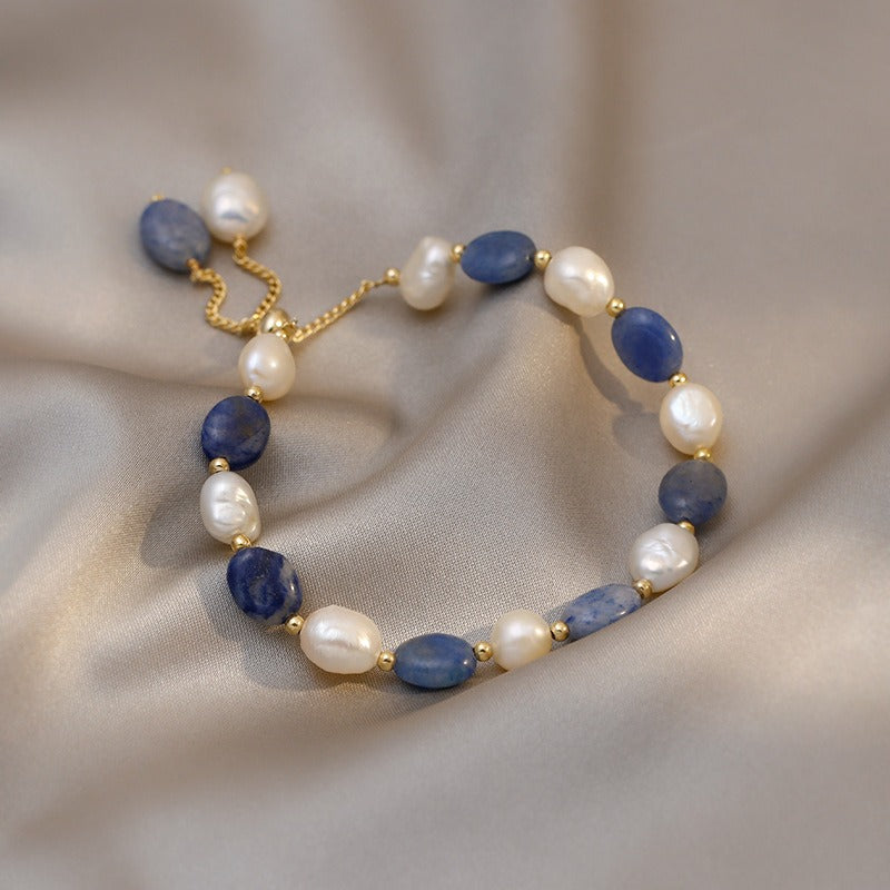 Kira – Elegantes Armband aus Ozeanperlen
