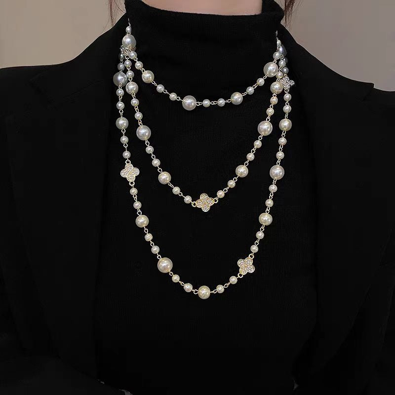 Collen – Elegante Goldhalskette mit Perle