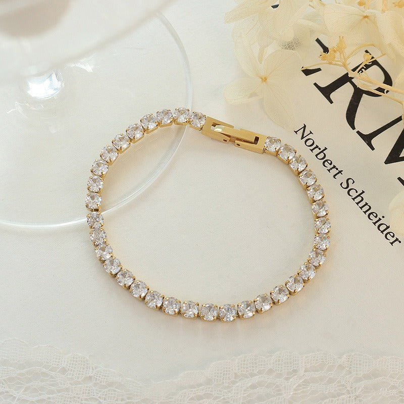 Zirea – Eingefasstes Kettenarmband mit Zirkonia