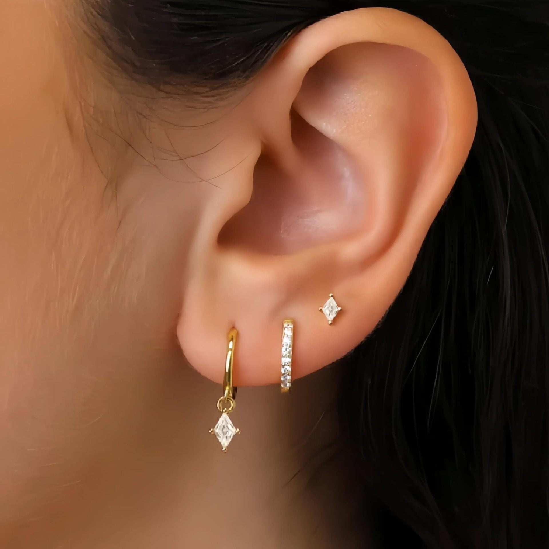Azaria – Ohrring-Set mit Diamantanhänger