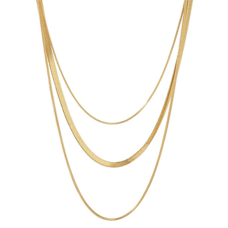 Ashley – Goldene Schlangenkette mit 3 Reihen