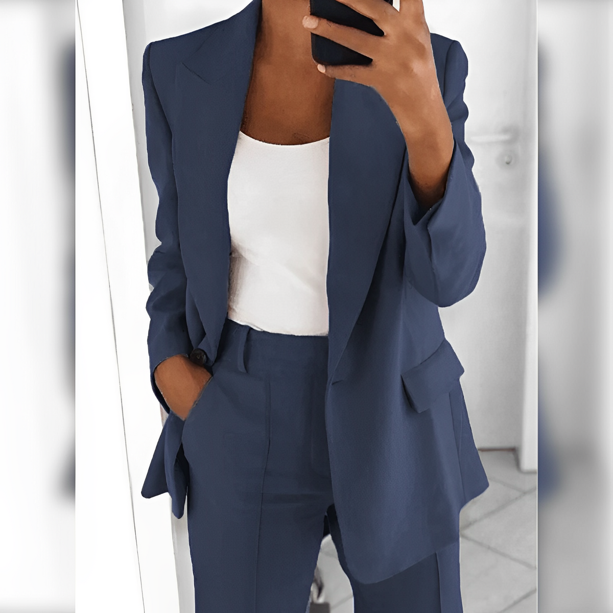 Mara – Eleganter Damenanzug