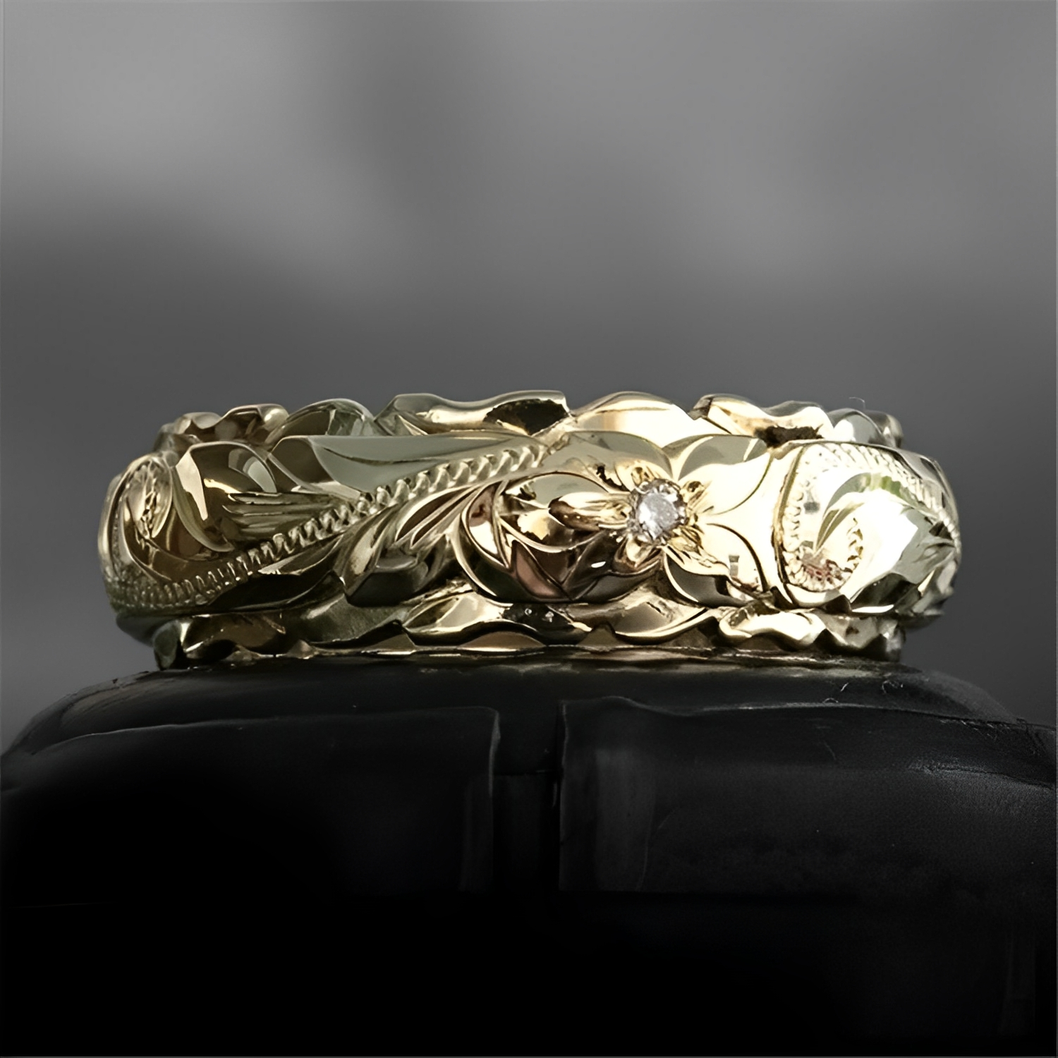 Floria – Vintage goldener Blumenring