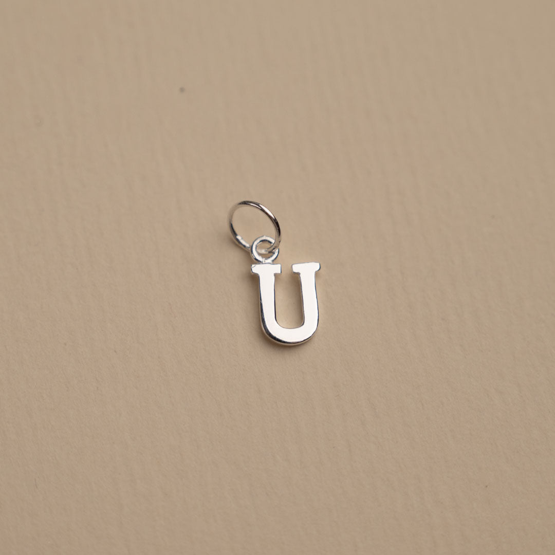 Nadia - Buchstabenanhänger aus Silber