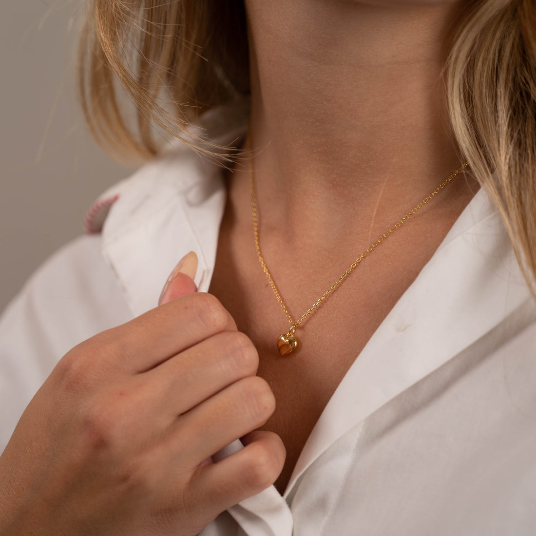 Lamia - Goldenes Herz-Halsband