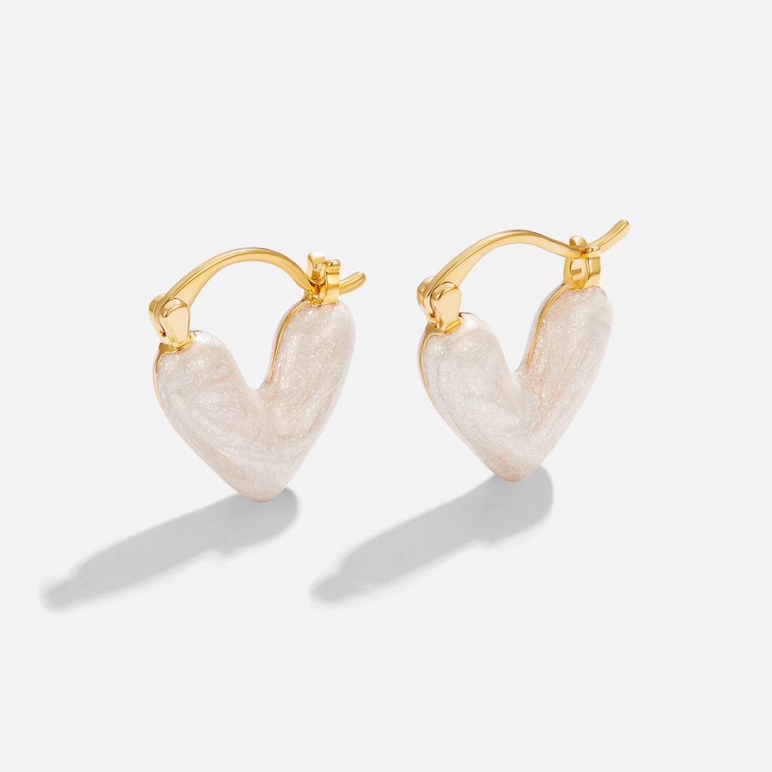 Aya – Herzohrringe Liebe Gold