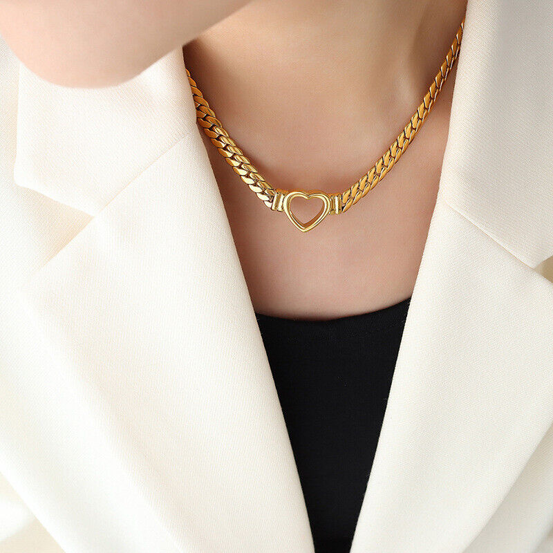 Ara – Herz-Halskette aus Gold