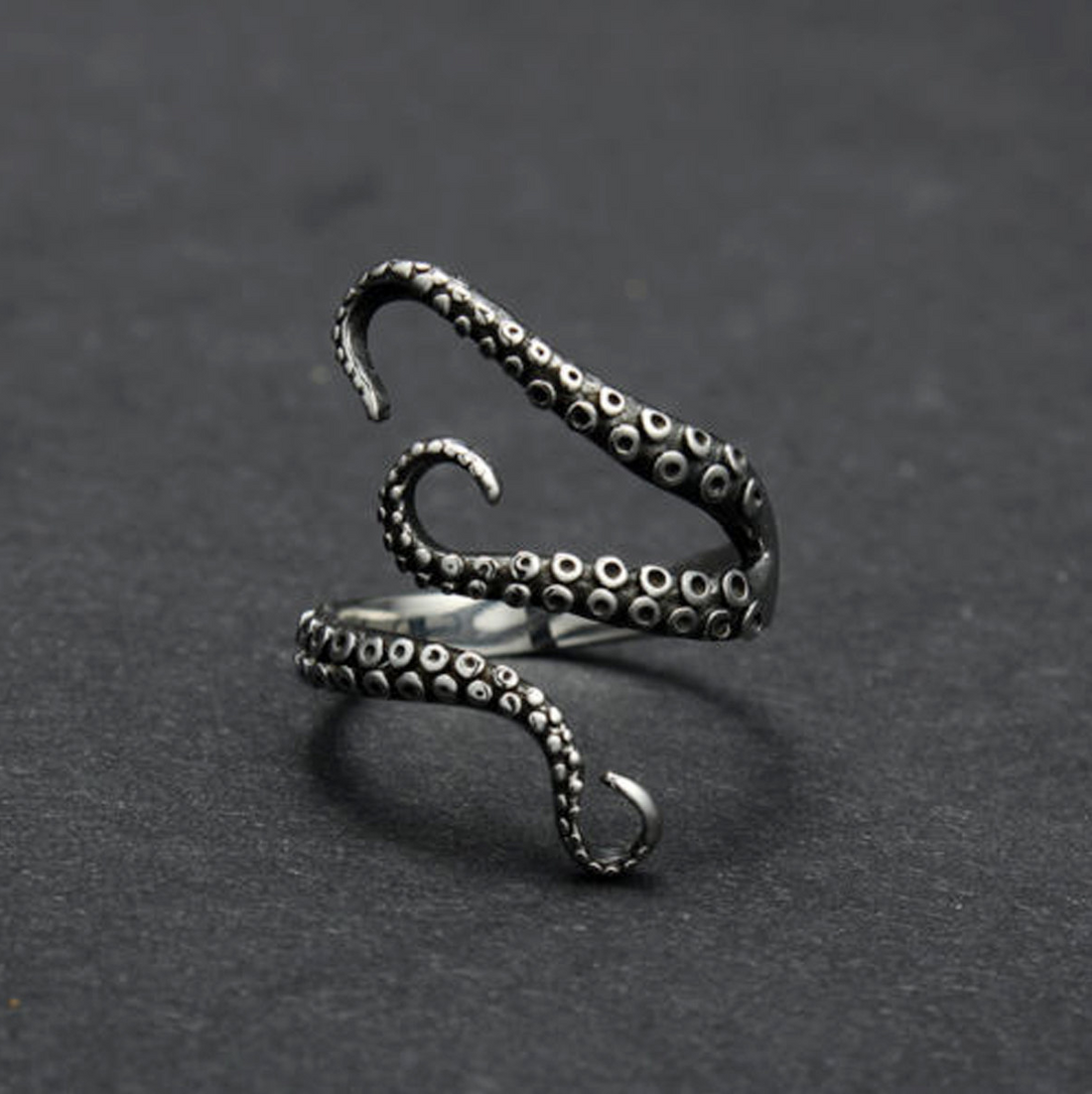 Thalassa – Verstellbarer Ring mit Oktopus-Tentakel