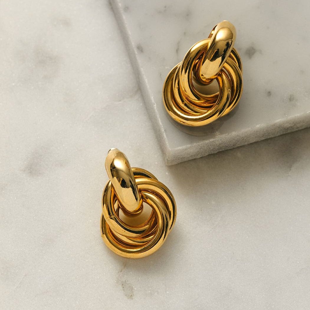 Rania – Geflochtene Designohrringe aus Gold