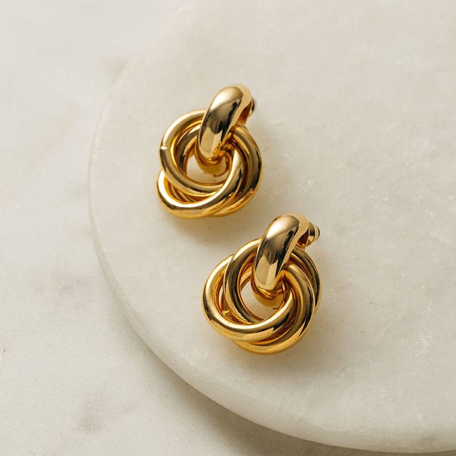 Rania – Geflochtene Designohrringe aus Gold