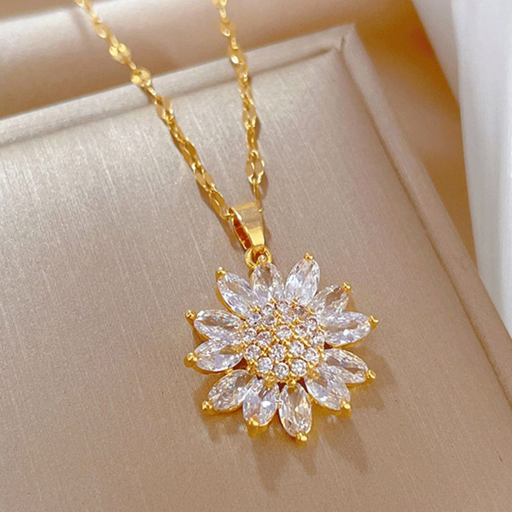 Anaya – Halskette mit leuchtenden Sonnenblumen und Spitzen