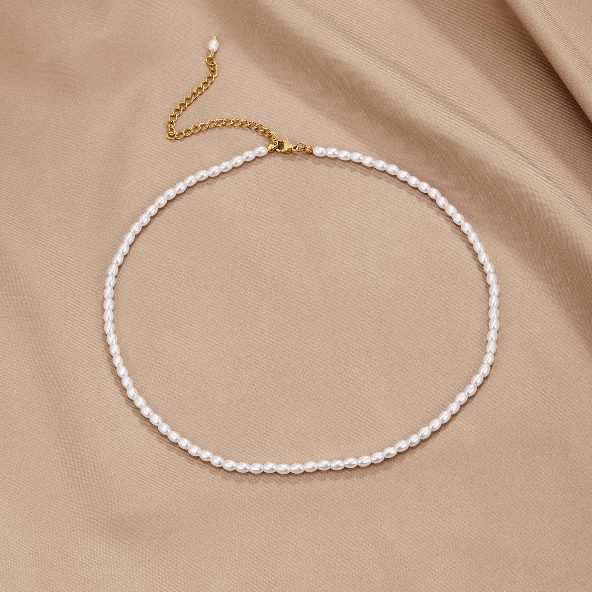 Olivia – Elegante Perlenhalskette
