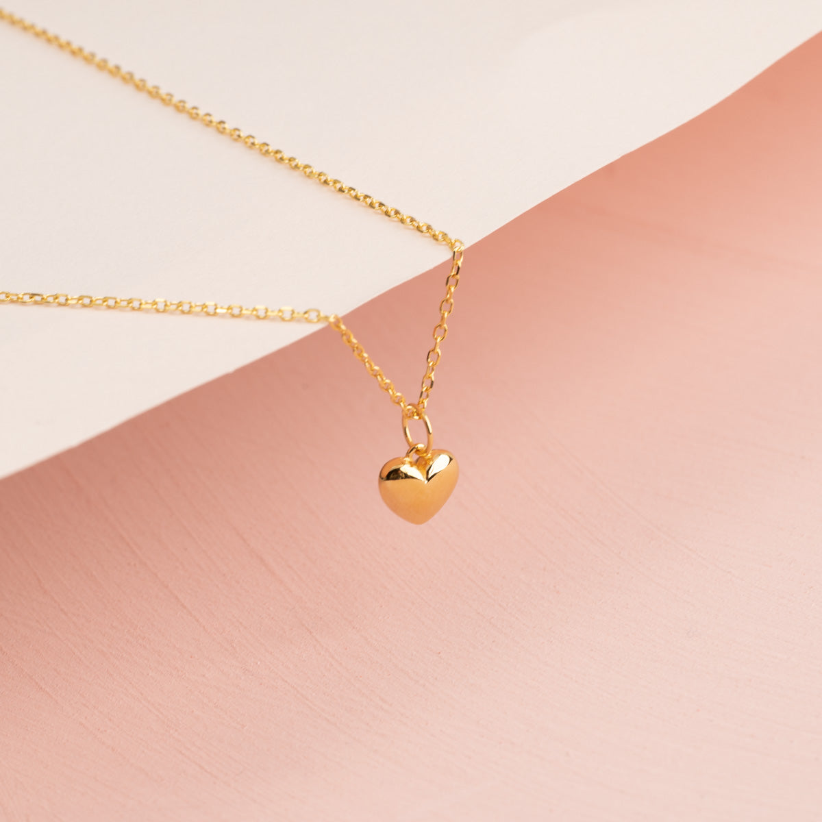 Lamia - Goldenes Herz-Halsband