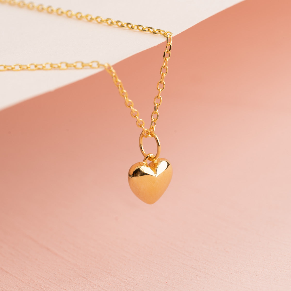 Lamia - Goldenes Herz-Halsband